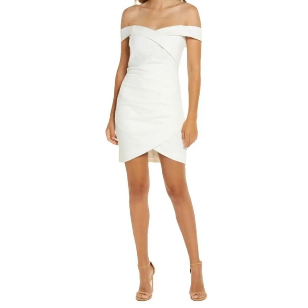Lavish Alice Off the Shoulder Mini Dress Size 4 AS IS